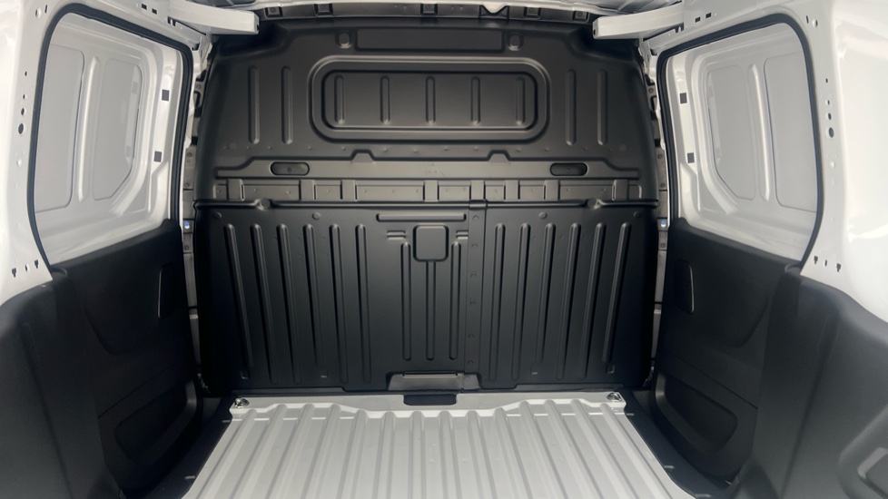 Citroen Berlingo Xl Diesel 1.5 BlueHDi 100ps Van Enterprise - Image 14