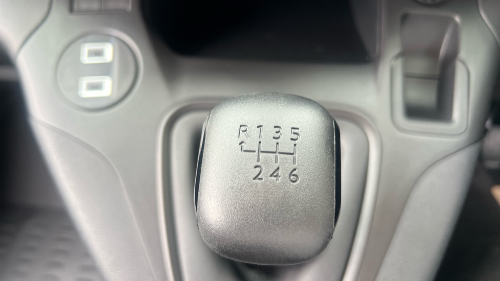 Citroen Berlingo Xl Diesel 1.5 BlueHDi 100ps Van Enterprise - Image 22