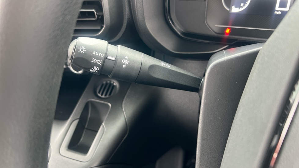Citroen Berlingo Xl Diesel 1.5 BlueHDi 100ps Van Enterprise - Image 26
