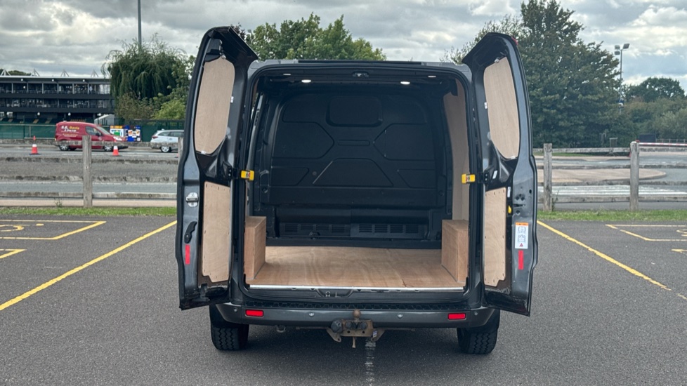 Ford Transit Custom 280 L1 Diesel Fwd 2.0 EcoBlue 170ps Low Roof Limited Van Auto - Image 3