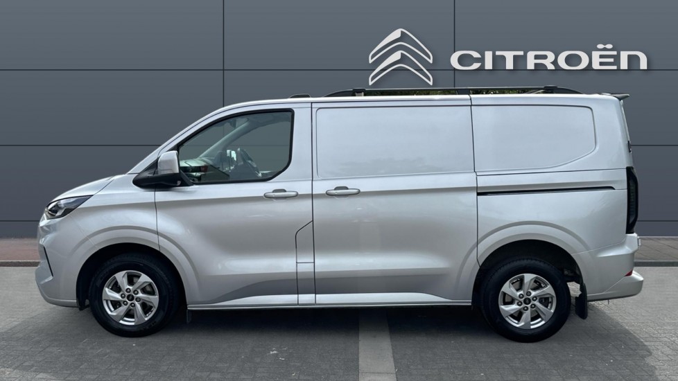 Ford Transit Custom 300 L1 Diesel Fwd 2.0 EcoBlue 136ps H1 Van Limited Auto - Image 4
