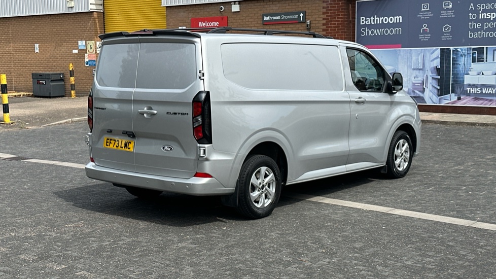 Ford Transit Custom 300 L1 Diesel Fwd 2.0 EcoBlue 136ps H1 Van Limited Auto - Image 10