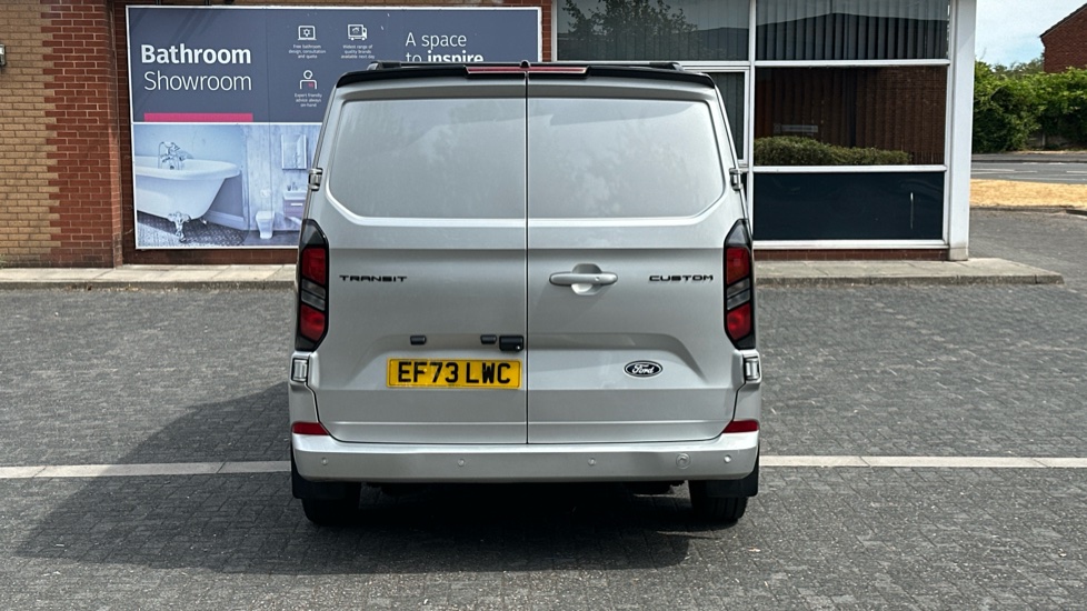 Ford Transit Custom 300 L1 Diesel Fwd 2.0 EcoBlue 136ps H1 Van Limited Auto - Image 11