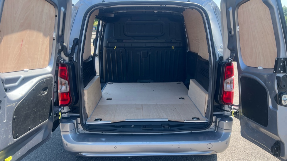 Citroen Berlingo M Petrol 1.2 PureTech 1000Kg Driver 110ps [Start stop] - Image 12