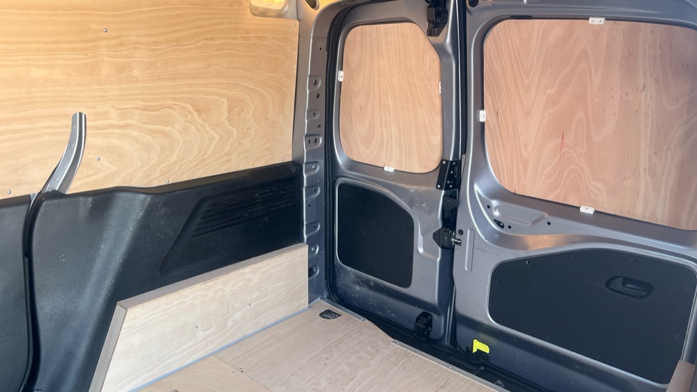 Citroen Berlingo M Petrol 1.2 PureTech 1000Kg Driver 110ps [Start stop] - Image 14