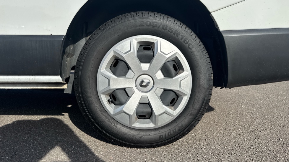 Renault Trafic Lwb Diesel LL30 Blue dCi 130 Advance [Safety] Van - Image 17