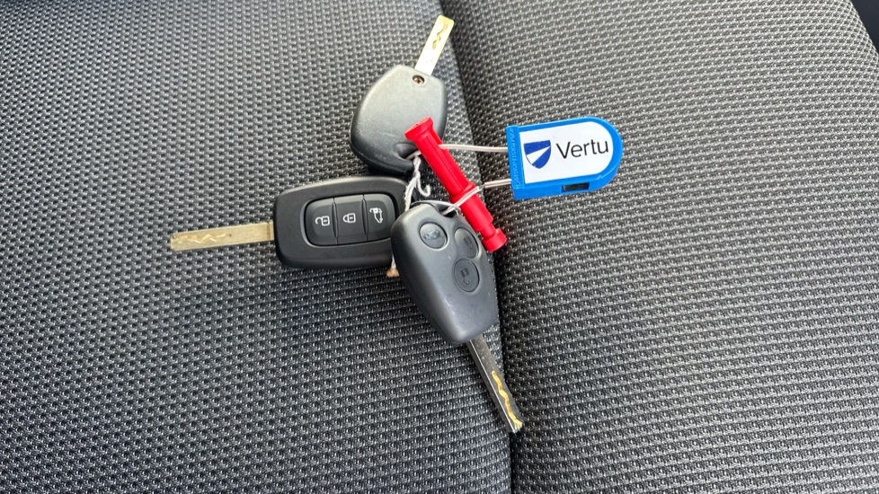 Renault Trafic Lwb Diesel LL30 Blue dCi 130 Advance [Safety] Van - Image 20