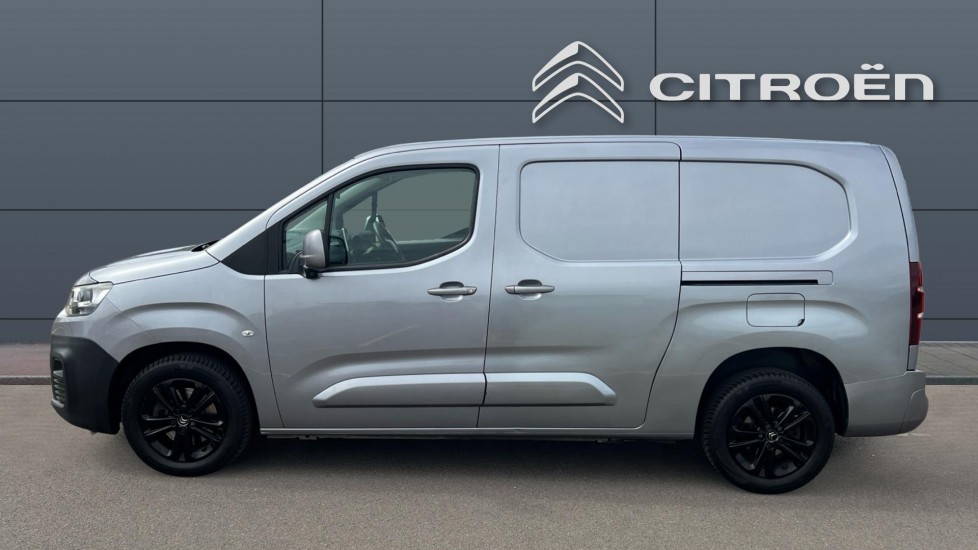Citroen Berlingo Xl Diesel 1.5 BlueHDi 950Kg Driver 130ps EAT8 [Start Stop] - Image 4