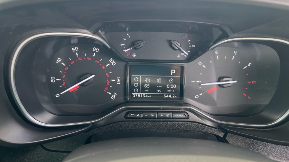 Citroen Berlingo Xl Diesel 1.5 BlueHDi 950Kg Driver 130ps EAT8 [Start Stop] - Image 19