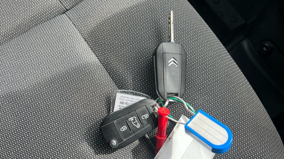 Citroen Berlingo Xl Diesel 1.5 BlueHDi 950Kg Driver 130ps EAT8 [Start Stop] - Image 20