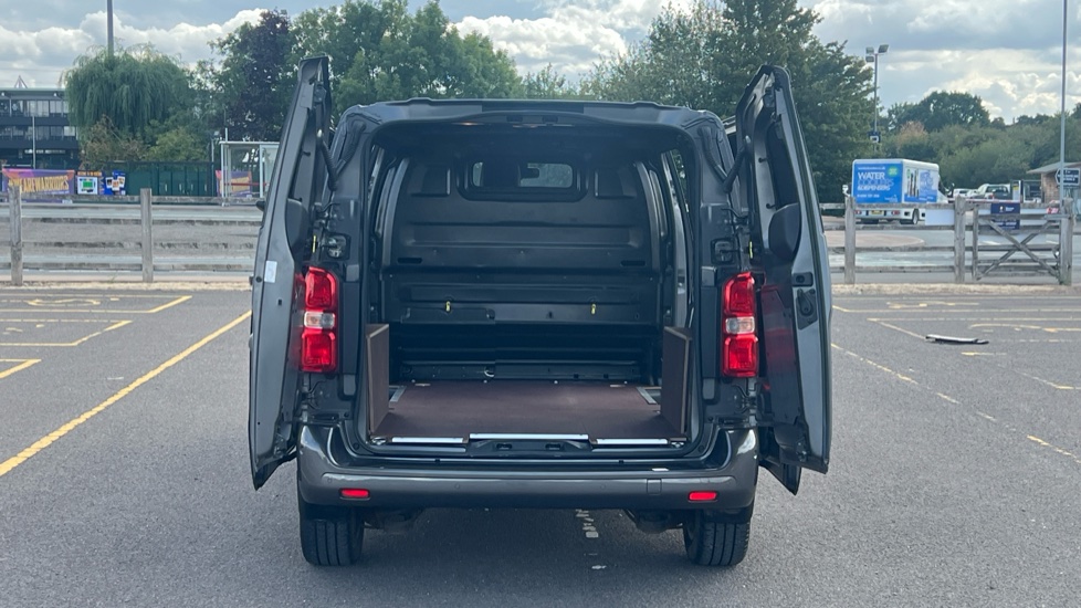 Vauxhall Vivaro L1 Diesel 3100 2.0d 120PS Edition H1 Van - Image 3