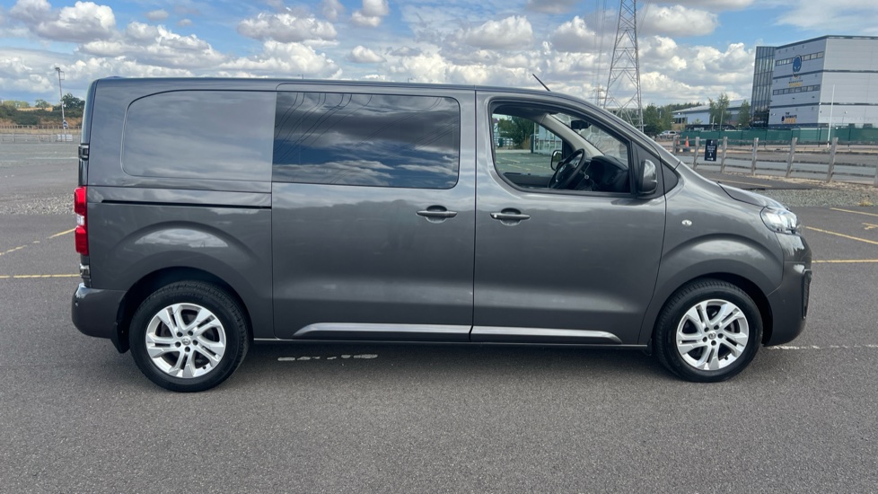 Vauxhall Vivaro L1 Diesel 3100 2.0d 120PS Edition H1 Van - Image 9