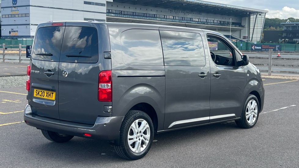 Vauxhall Vivaro L1 Diesel 3100 2.0d 120PS Edition H1 Van - Image 10