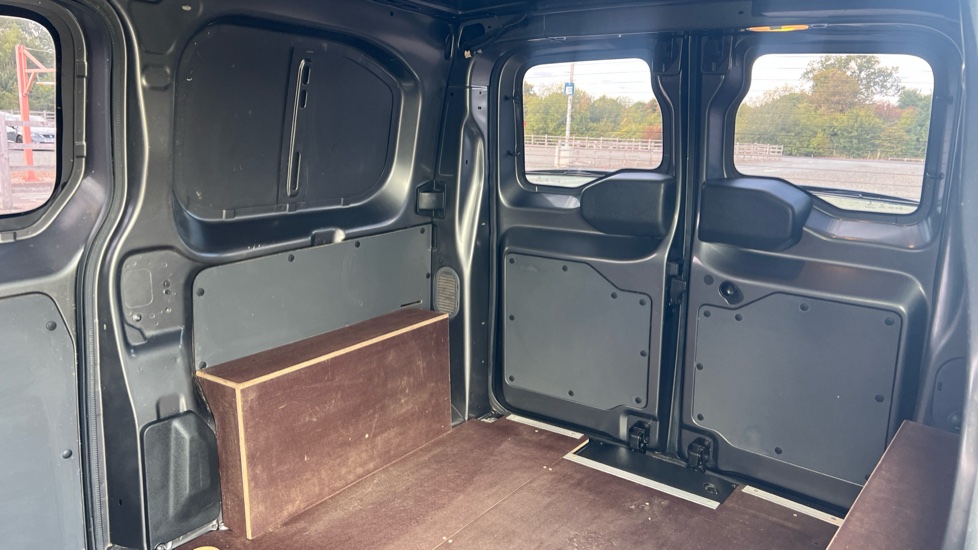 Vauxhall Vivaro L1 Diesel 3100 2.0d 120PS Edition H1 Van - Image 14