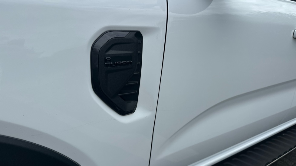 Ford Ranger Diesel Pick Up Double Cab Wildtrak 2.0 EcoBlue 205 Auto - Image 24