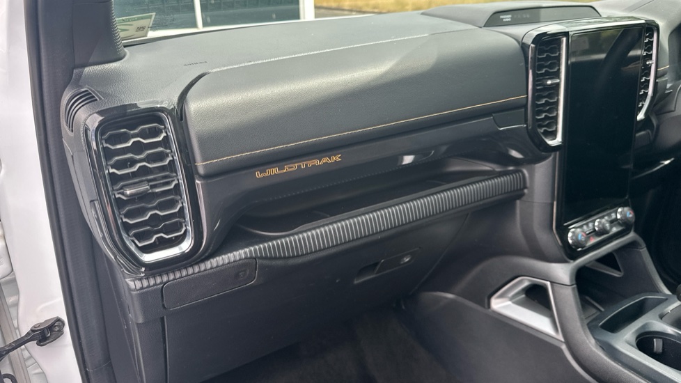 Ford Ranger Diesel Pick Up Double Cab Wildtrak 2.0 EcoBlue 205 Auto - Image 25
