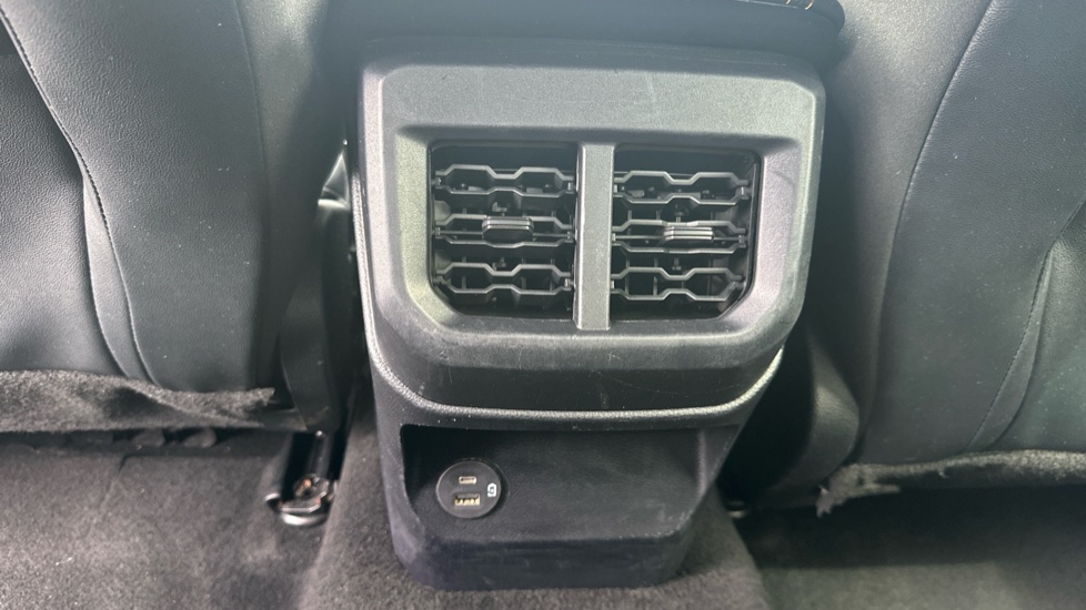 Ford Ranger Diesel Pick Up Double Cab Wildtrak 2.0 EcoBlue 205 Auto - Image 27