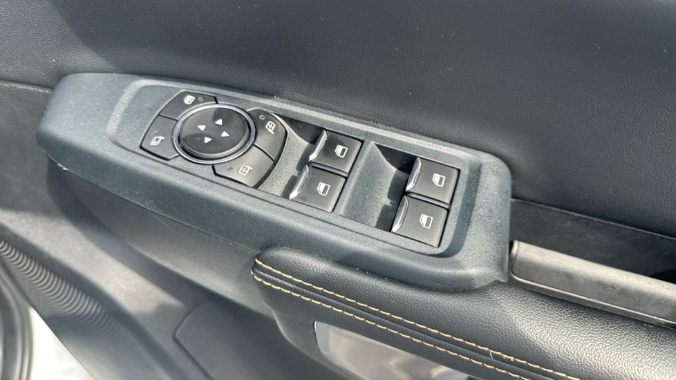 Ford Ranger Diesel Pick Up Double Cab Wildtrak 2.0 EcoBlue 205 Auto - Image 31