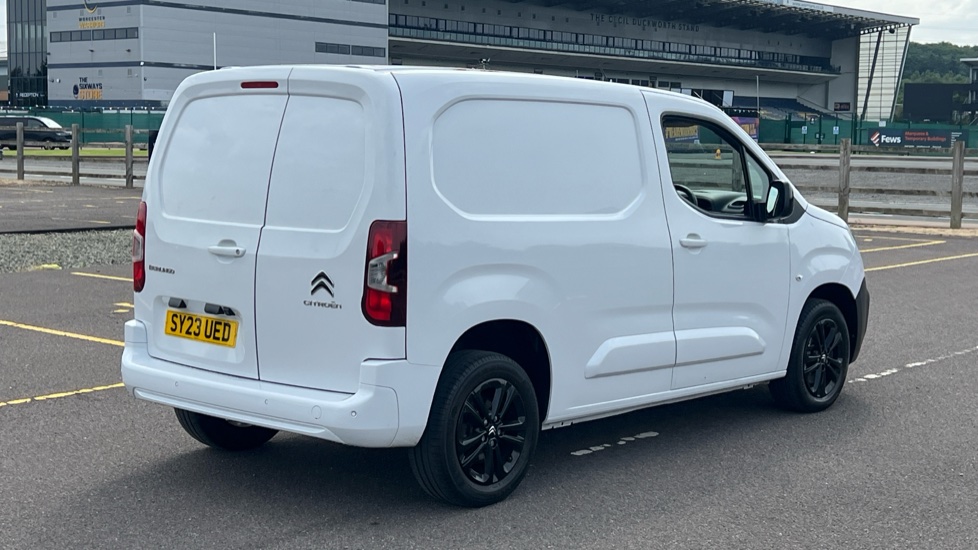 Citroen Berlingo M Diesel 1.5 BlueHDi 1000Kg Driver Ed 100ps 6 Speed [S/S] - Image 10