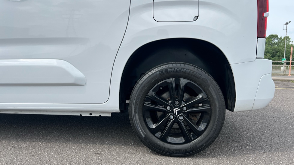 Citroen Berlingo M Diesel 1.5 BlueHDi 1000Kg Driver Ed 100ps 6 Speed [S/S] - Image 17