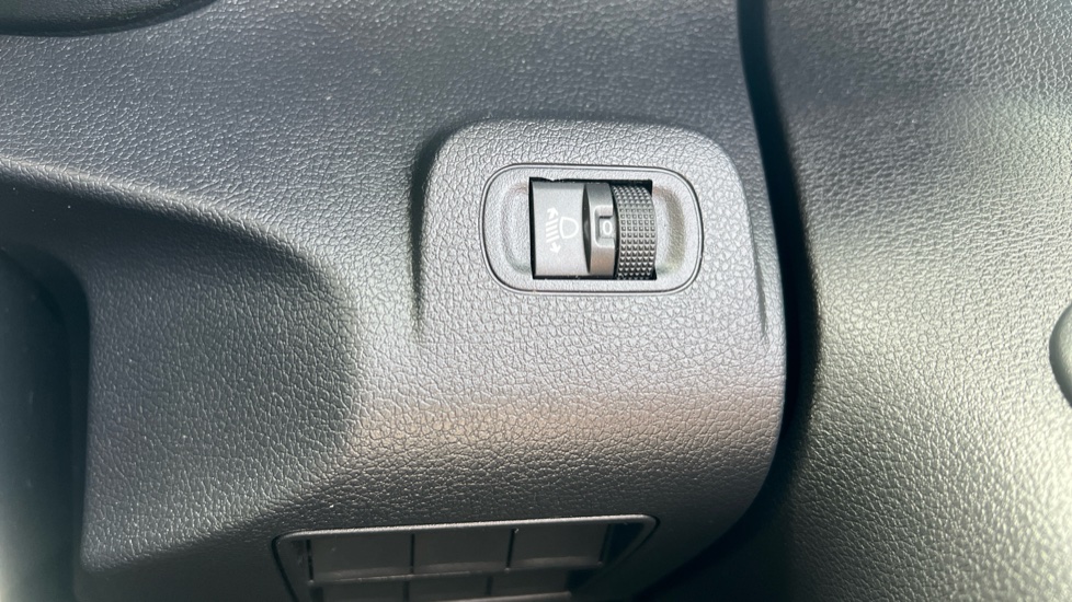 Citroen Berlingo M Diesel 1.5 BlueHDi 1000Kg Driver Ed 100ps 6 Speed [S/S] - Image 22