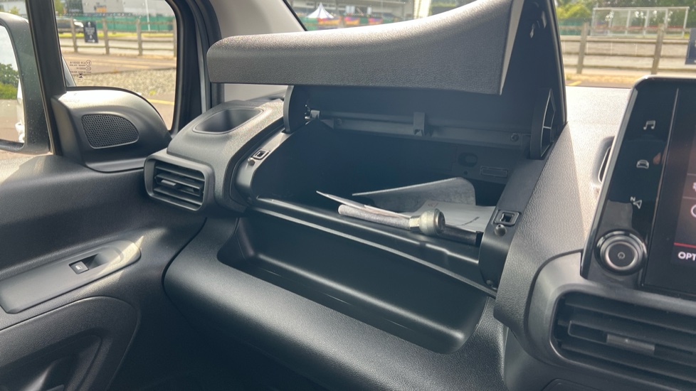 Citroen Berlingo M Diesel 1.5 BlueHDi 1000Kg Driver Ed 100ps 6 Speed [S/S] - Image 27