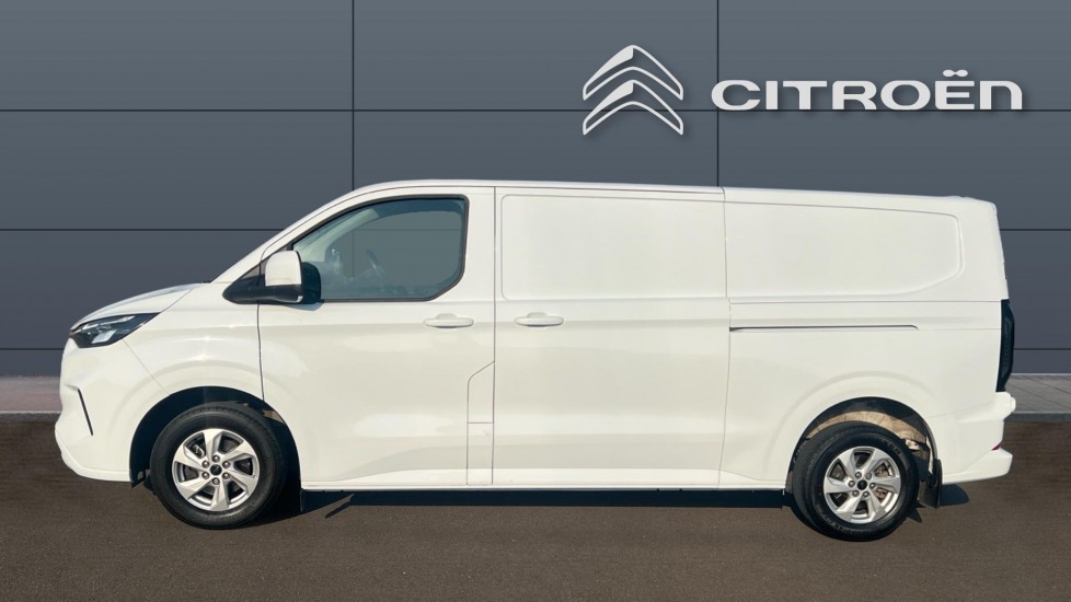 Ford Transit Custom 300 L2 Diesel Fwd 2.0 EcoBlue 136ps H1 Van Limited - Image 4