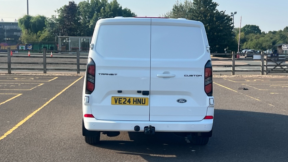 Ford Transit Custom 300 L2 Diesel Fwd 2.0 EcoBlue 136ps H1 Van Limited - Image 11