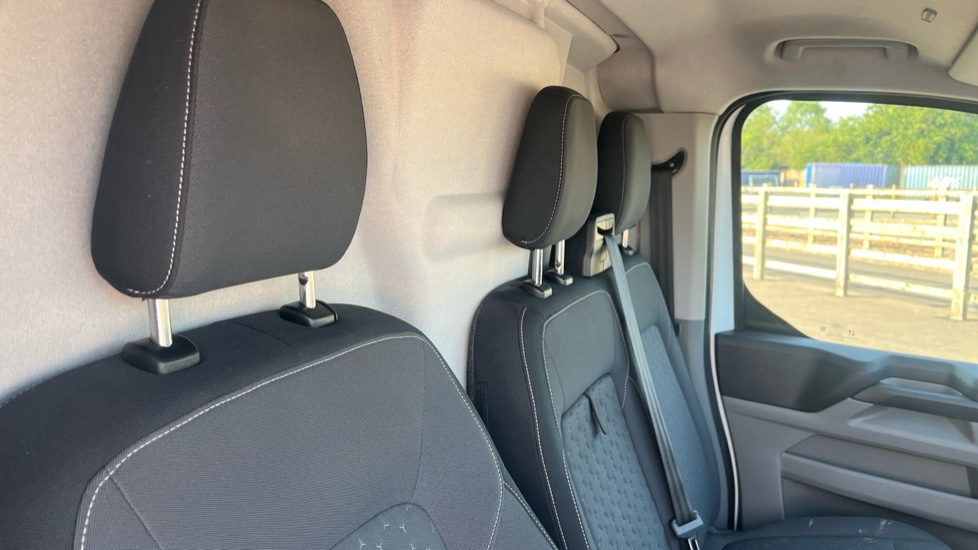 Ford Transit Custom 300 L2 Diesel Fwd 2.0 EcoBlue 136ps H1 Van Limited - Image 39