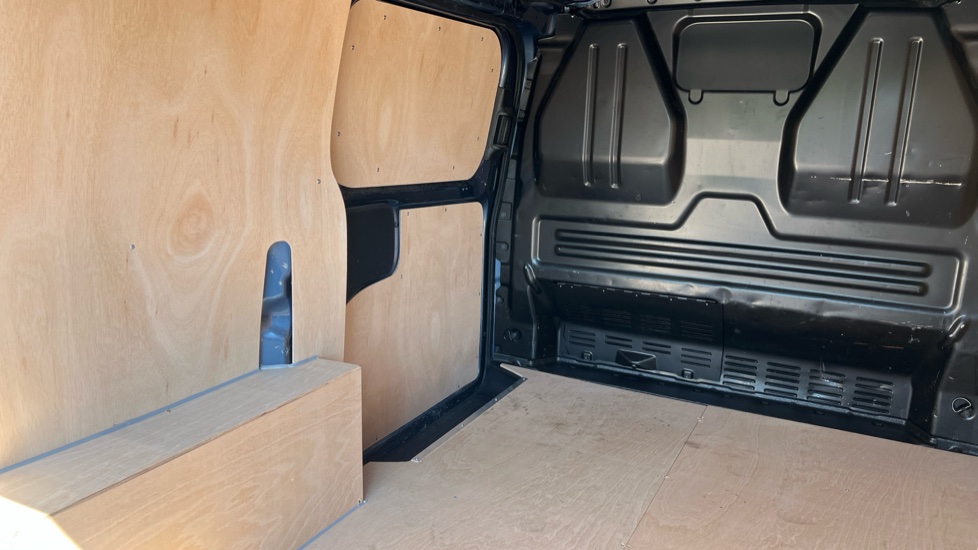 Ford Transit Custom 280 L1 Diesel Fwd 2.0 EcoBlue 136ps H1 Van Limited - Image 28