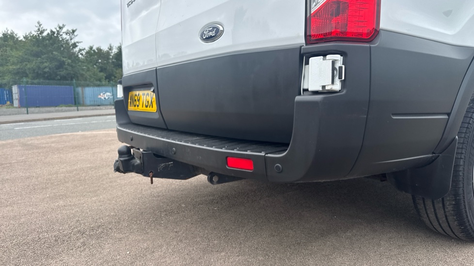 Ford Transit 350 L2 Diesel Fwd 2.0 EcoBlue 130ps H2 Leader Van - Image 22