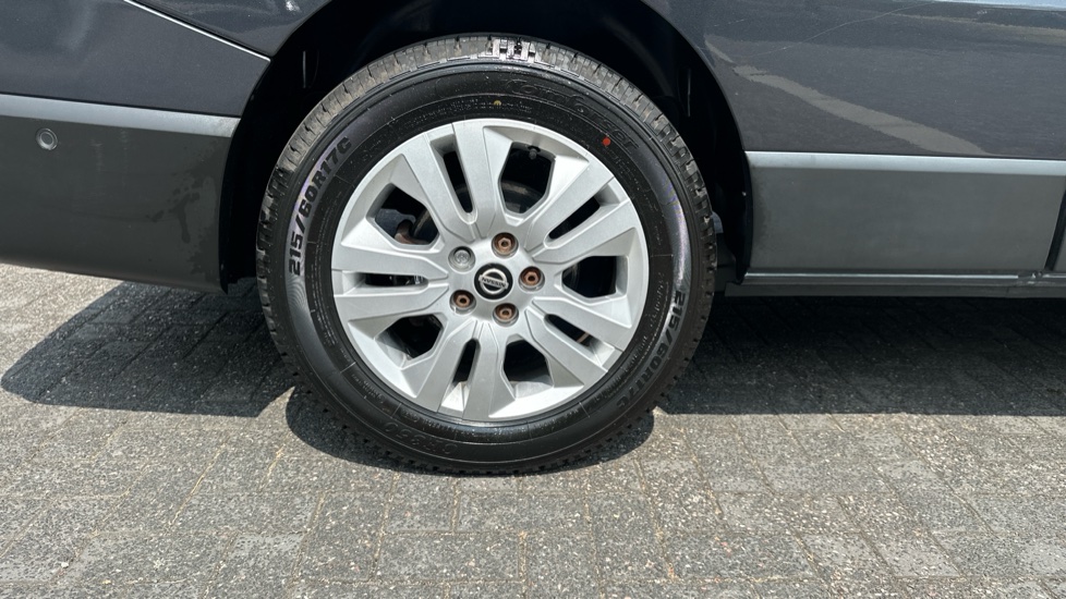 Nissan Primastar 30 L2 Diesel 2.0 dCi 130ps H1 Tekna+ Van - Image 21