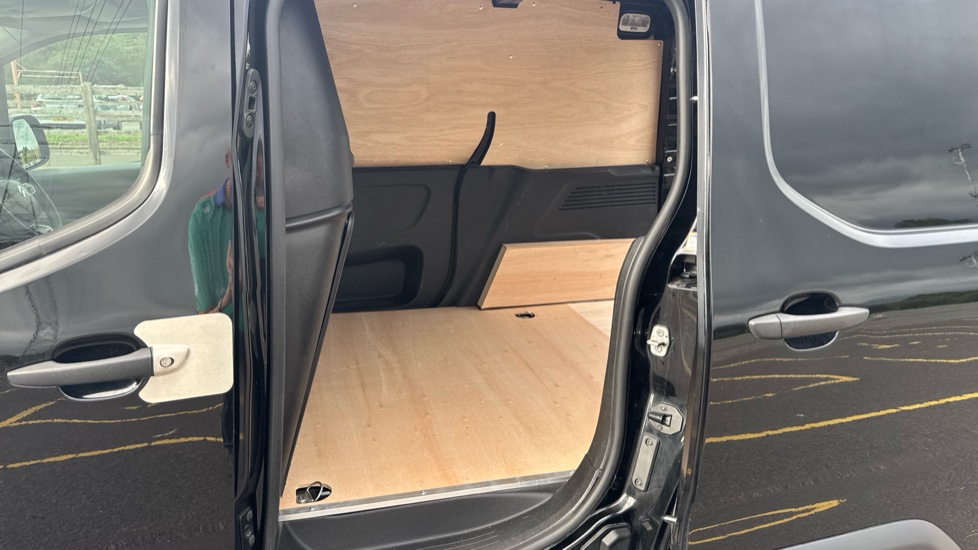Citroen Berlingo M Diesel 1.5 BlueHDi 1000Kg Enterprise Ed 130ps EAT8 [S/S] - Image 5