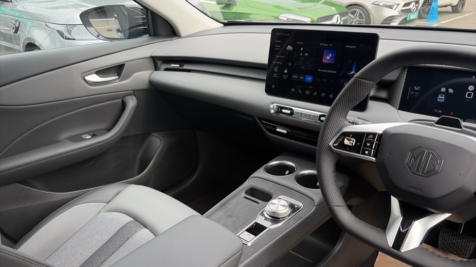 MG MGS5 170kW Trophy EV Long Range 64kWh 5dr Auto Electric Estate - Image 14