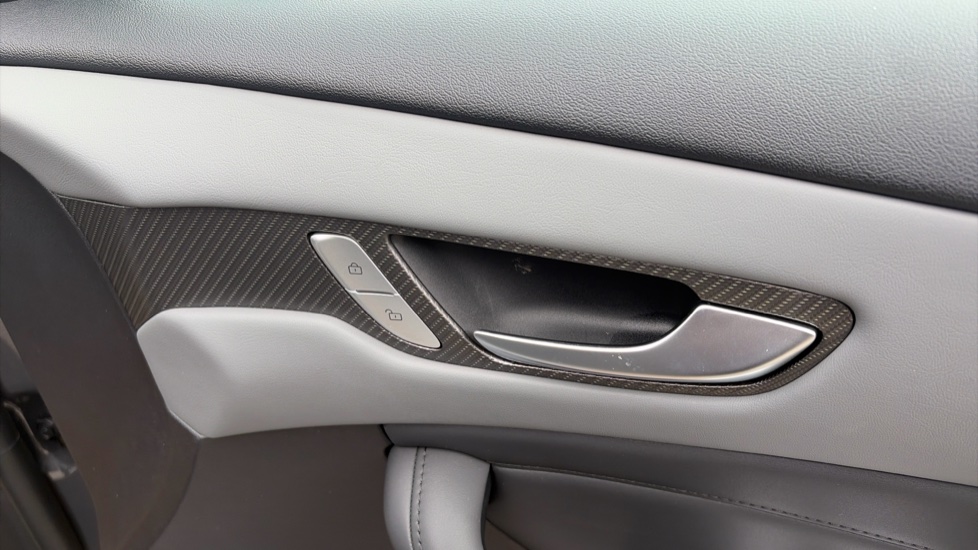 MG MGS5 170kW Trophy EV Long Range 64kWh 5dr Auto Electric Estate - Image 38