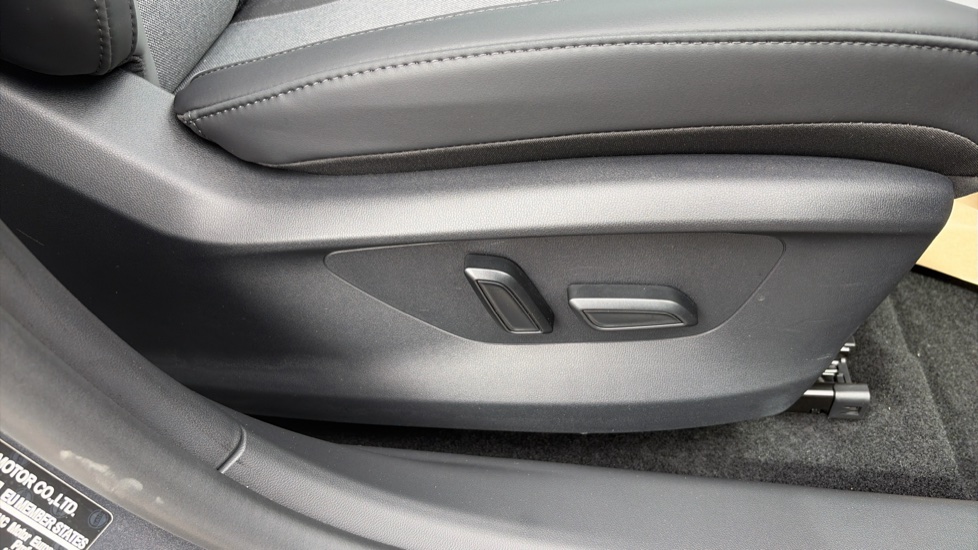 MG MGS5 170kW Trophy EV Long Range 64kWh 5dr Auto Electric Estate - Image 40