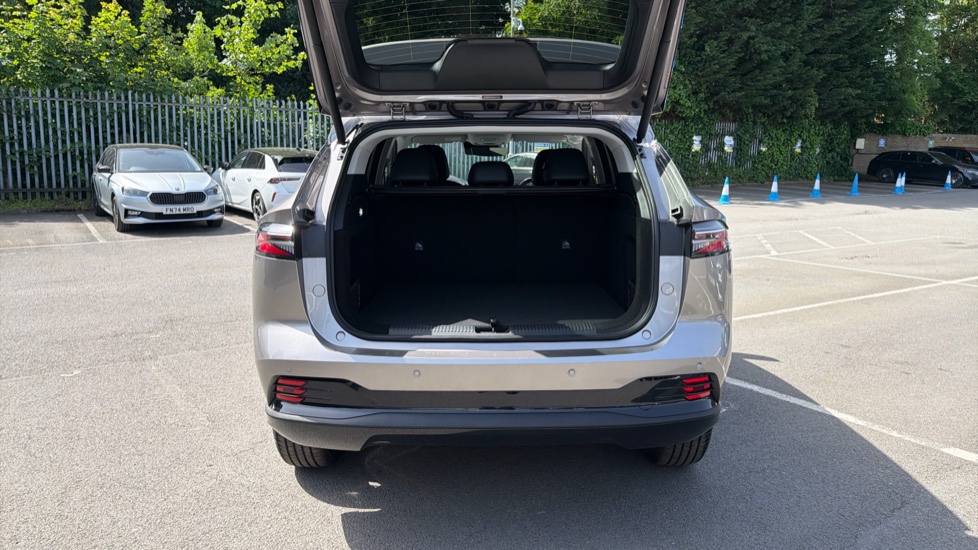MG HS 1.5 T-GDI PHEV Trophy 5dr Auto Hatchback - Image 4