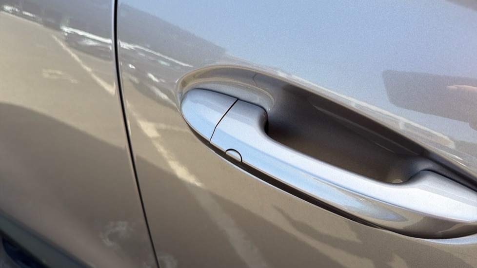 MG HS 1.5 T-GDI PHEV Trophy 5dr Auto Hatchback - Image 23
