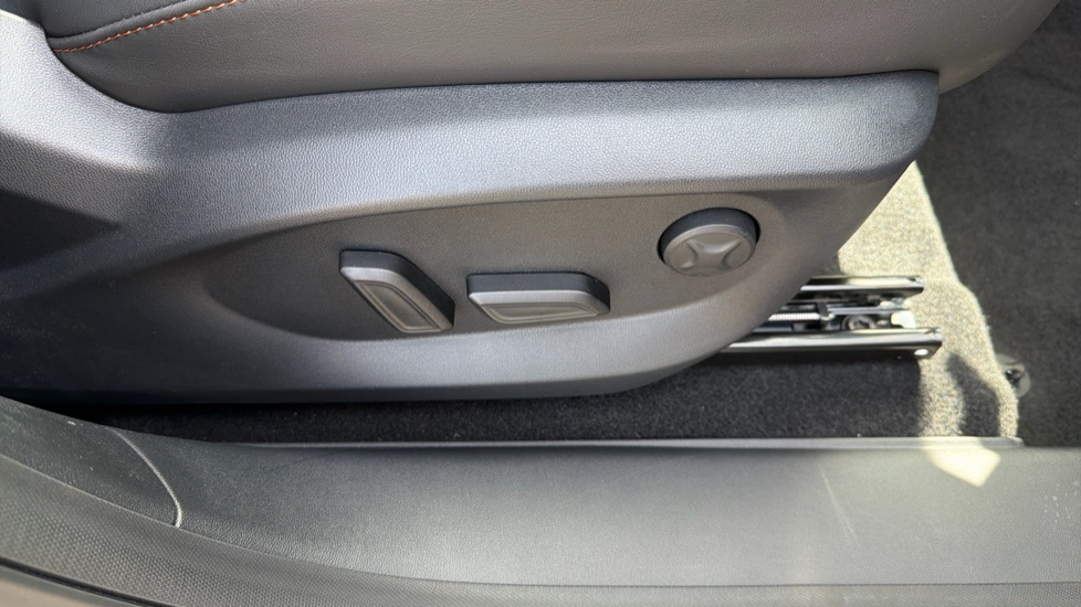 MG HS 1.5 T-GDI PHEV Trophy 5dr Auto Hatchback - Image 26