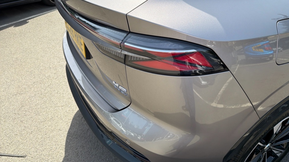 MG HS 1.5 T-GDI PHEV Trophy 5dr Auto Hatchback - Image 36