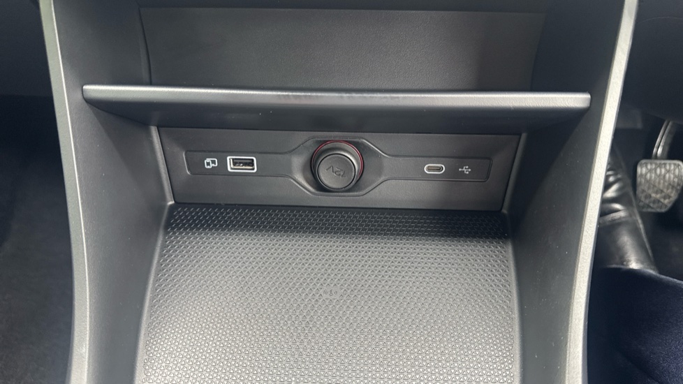 MG MG3 1.5 SE 5dr Petrol Hatchback - Image 27