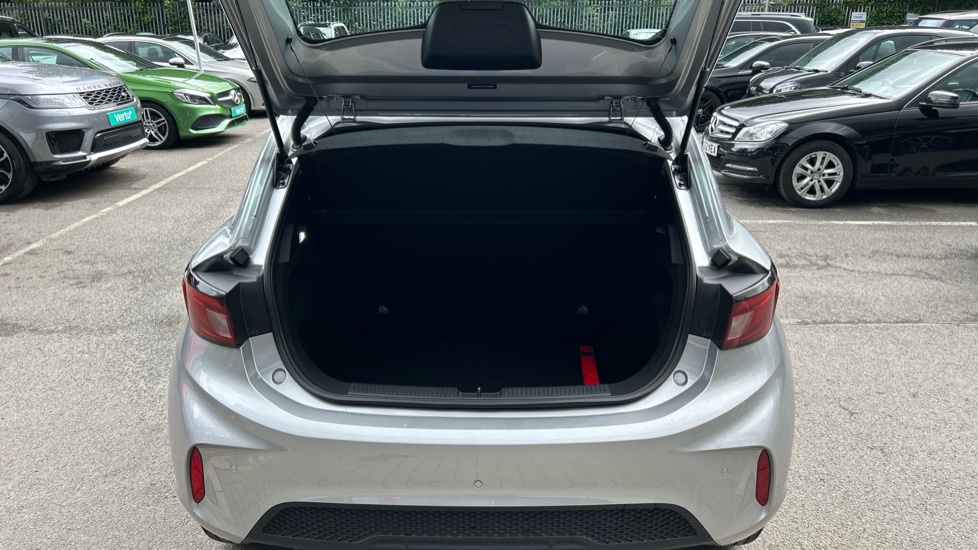 MG MG3 1.5 SE 5dr Petrol Hatchback - Image 4