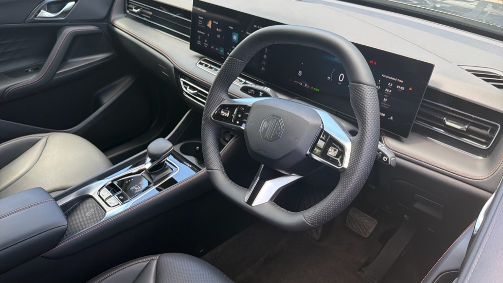 MG HS 1.5 T-GDI PHEV Trophy 5dr Auto Hatchback - Image 11