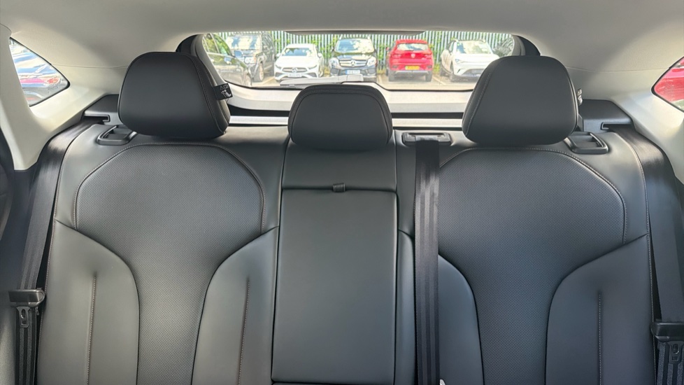 MG HS 1.5 T-GDI PHEV Trophy 5dr Auto Hatchback - Image 15