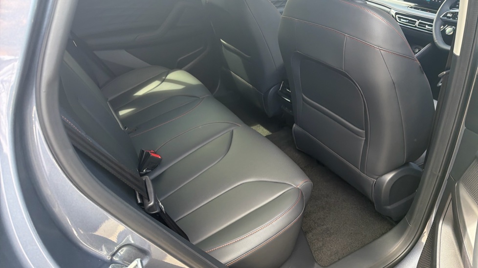 MG HS 1.5 T-GDI PHEV Trophy 5dr Auto Hatchback - Image 33