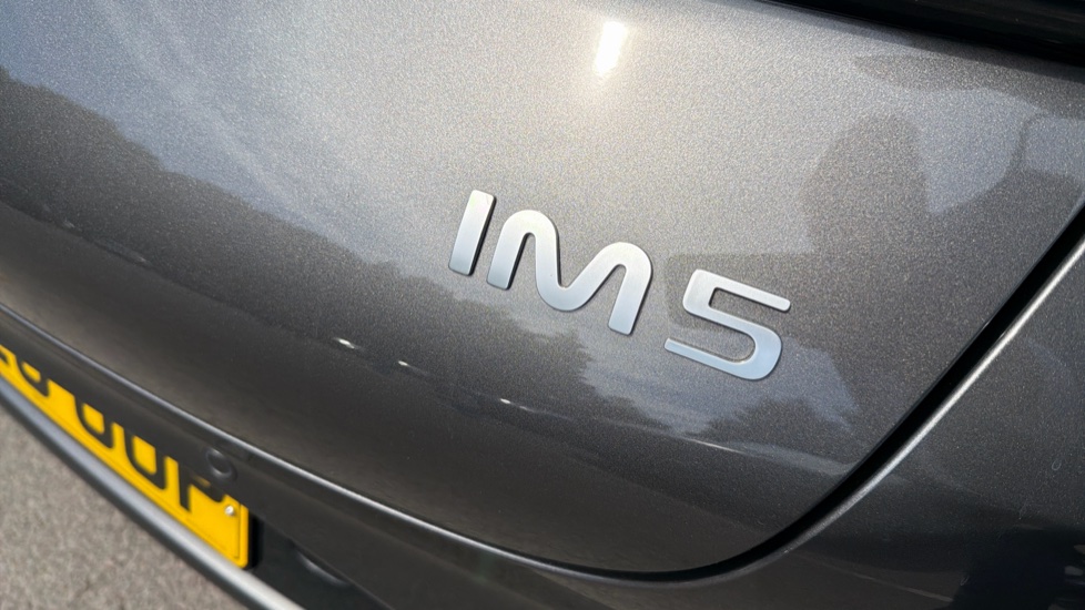 MG IM5 300kW Long Range 100kWh 5dr Auto Electric Hatchback - Image 39