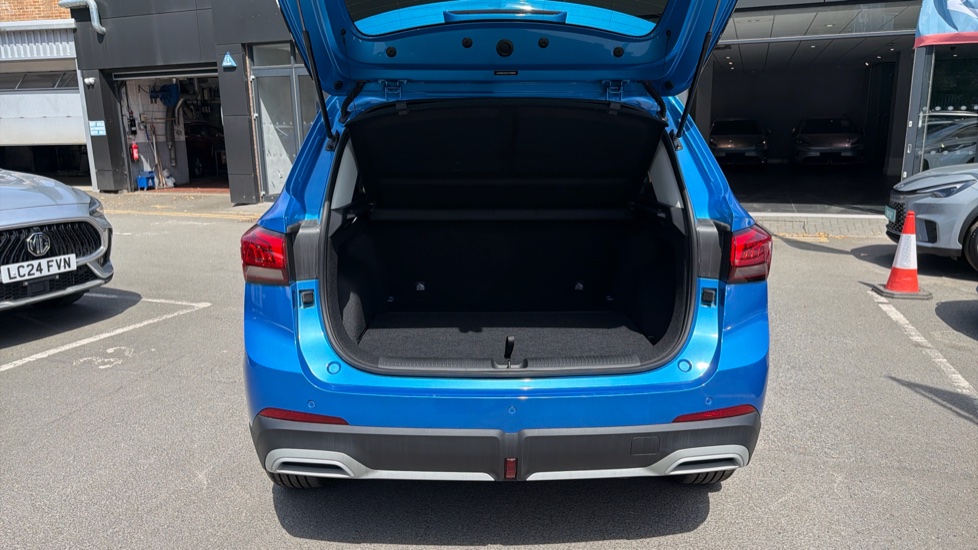 MG ZS 1.5 Hybrid+ Trophy 5dr Auto Hybrid Hatchback - Image 4