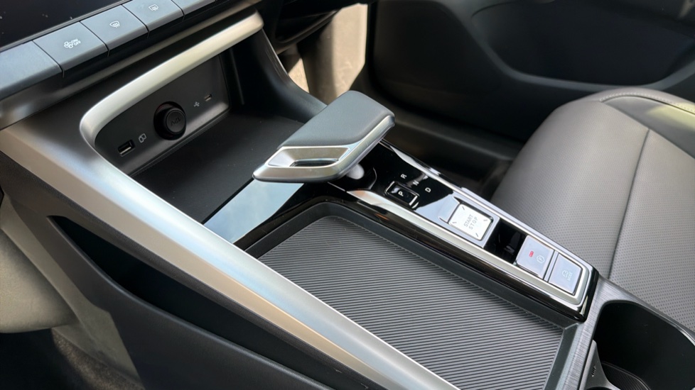 MG ZS 1.5 Hybrid+ Trophy 5dr Auto Hybrid Hatchback - Image 13