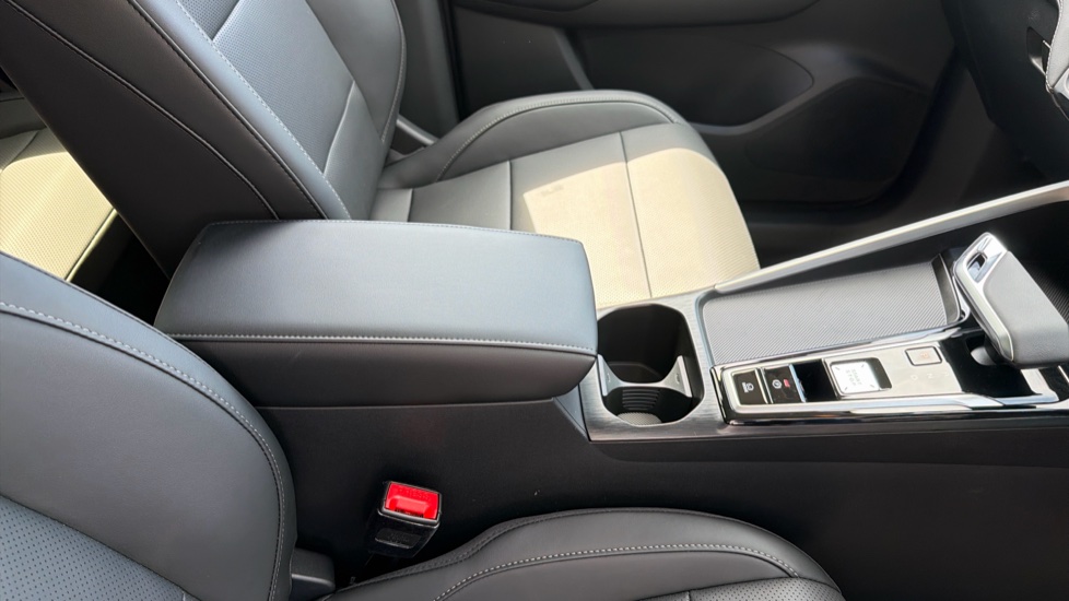 MG ZS 1.5 Hybrid+ Trophy 5dr Auto Hybrid Hatchback - Image 27