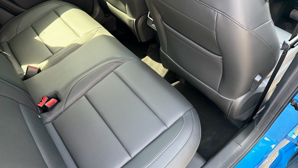 MG ZS 1.5 Hybrid+ Trophy 5dr Auto Hybrid Hatchback - Image 32